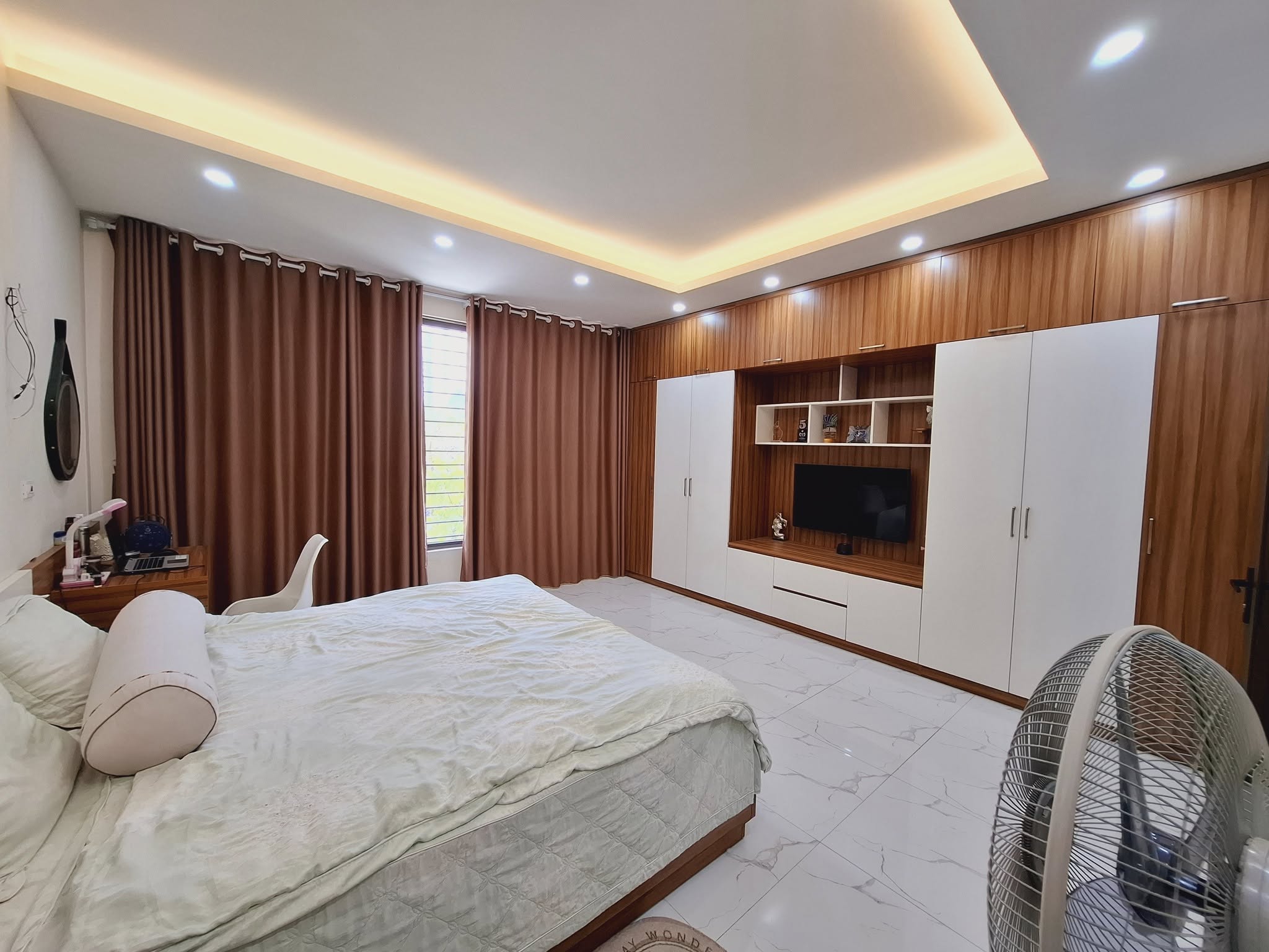 BÁN NHÀ THANH XUÂN, 8 TẦNG THANG MÁY Ô TÔ TRÁNH, VỈA HÈ KINH DOANH ĐA DẠNG, NHỈNH 28 TỶ 4