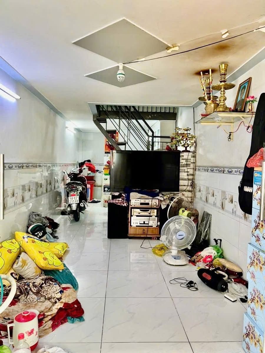 NHÀ 4 TẦNG CĂN GÓC 2 MẶT TIỀN  44M2, HẺM XE HƠI ĐẬU CỬA. GẦN SIÊU THỊ METRO, NGUYỄN THỊ KIỂU. TÂN 2