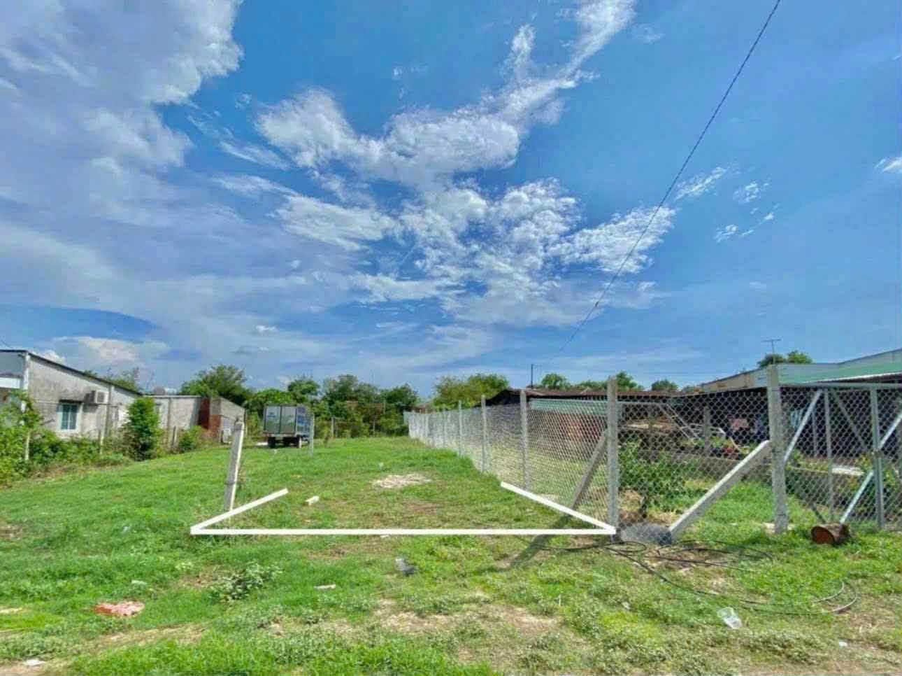 Đất thổ cư 200m² giá chỉ 230 triệu, gần KCN, đường nhựa 7m 2
