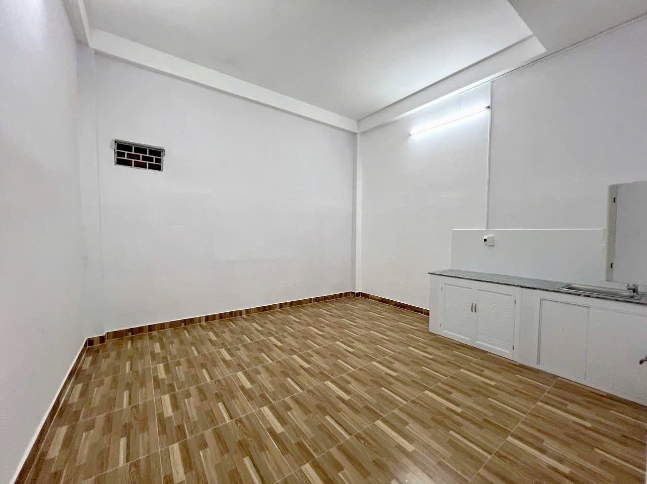 BÁN NHÀ 2 TẦNG MẶT TIỀN KINH DOANH NGUYỄN ĐÌNH CHIỂUPHƯỜNG BẮC NHA TRANG 2