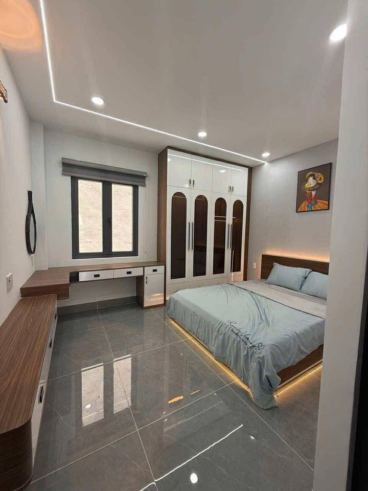 SIÊU PHẨM 5 TẦNG THIẾT KẾ SANG TRỌNG HIỆN ĐẠI 53M2, TẶNG FULL NỘI THẤT CAO CẤP. GẦN NGÃ BA ĐÔNG 3