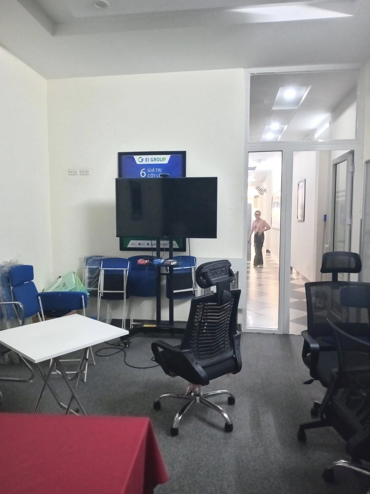 Thái Hà ÔTÔ tránh đỗ 10M Ra Mặt Phố 105M2 7 Tầng Thang Máy 53 Tỷ Dòng Tiền cao 2
