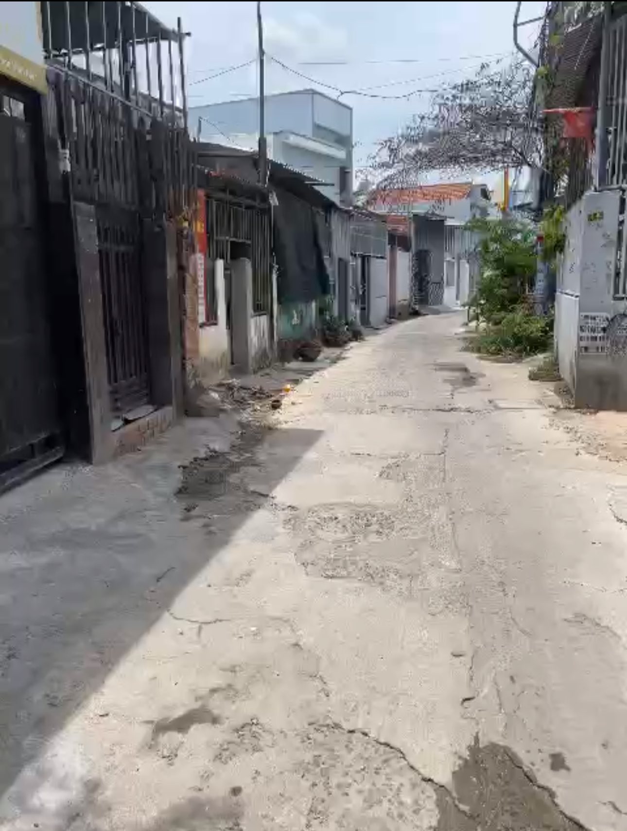 BÁN NHÀ CẤP 4 HẺM NGUYỄN KHUYẾN ĐƯỜNG Ô TÔ PHƯỜNG BẮC NHA TRANG GIÁ 2TY8 2