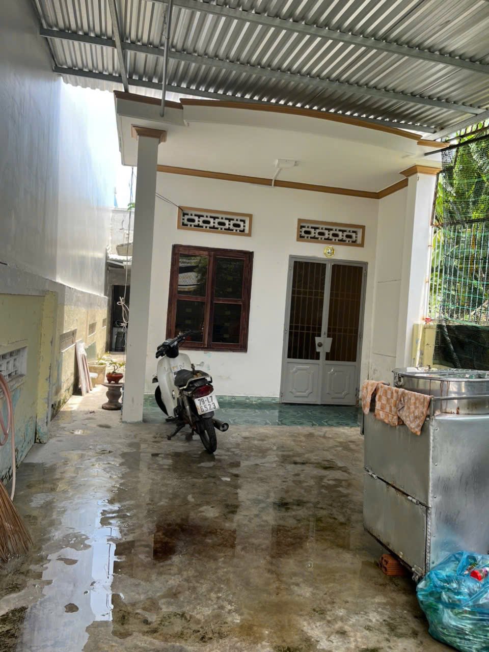 BÁN NHÀ CẤP 4 HẺM NGUYỄN KHUYẾN ĐƯỜNG Ô TÔ PHƯỜNG BẮC NHA TRANG GIÁ 2TY8 3