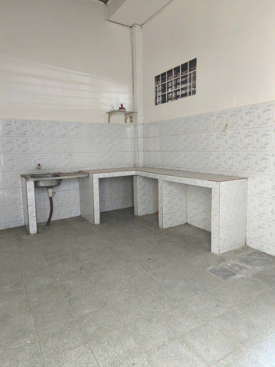 NHÀ HẺM HƠI 150M2, NGANG 6MX25M. XE HƠI NGỦ TRONG NHÀ - GẦN ĐƯỜNG VÀNH ĐAI 3 - TÂN HIỆP, HÓC MÔN. 4