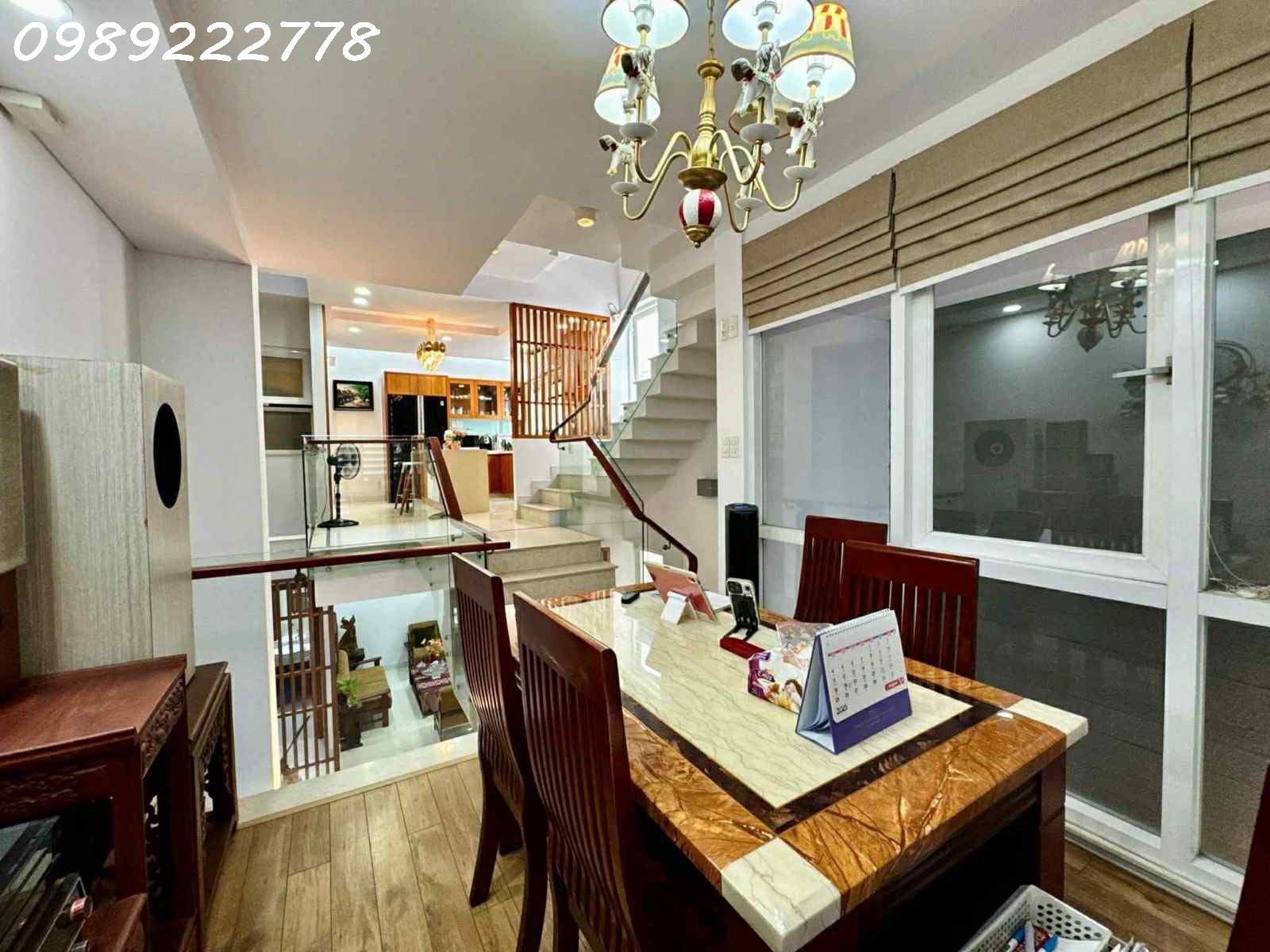 SIÊU PHẨM [#HÚ_NHUẬN] -P11- ĐẸP THIẾT KẾ XỊN - HXH THÔNG SÁT MT HUỲNH VĂN BÁNH - Ô TÔ 7 CHỖ NGỦ 4