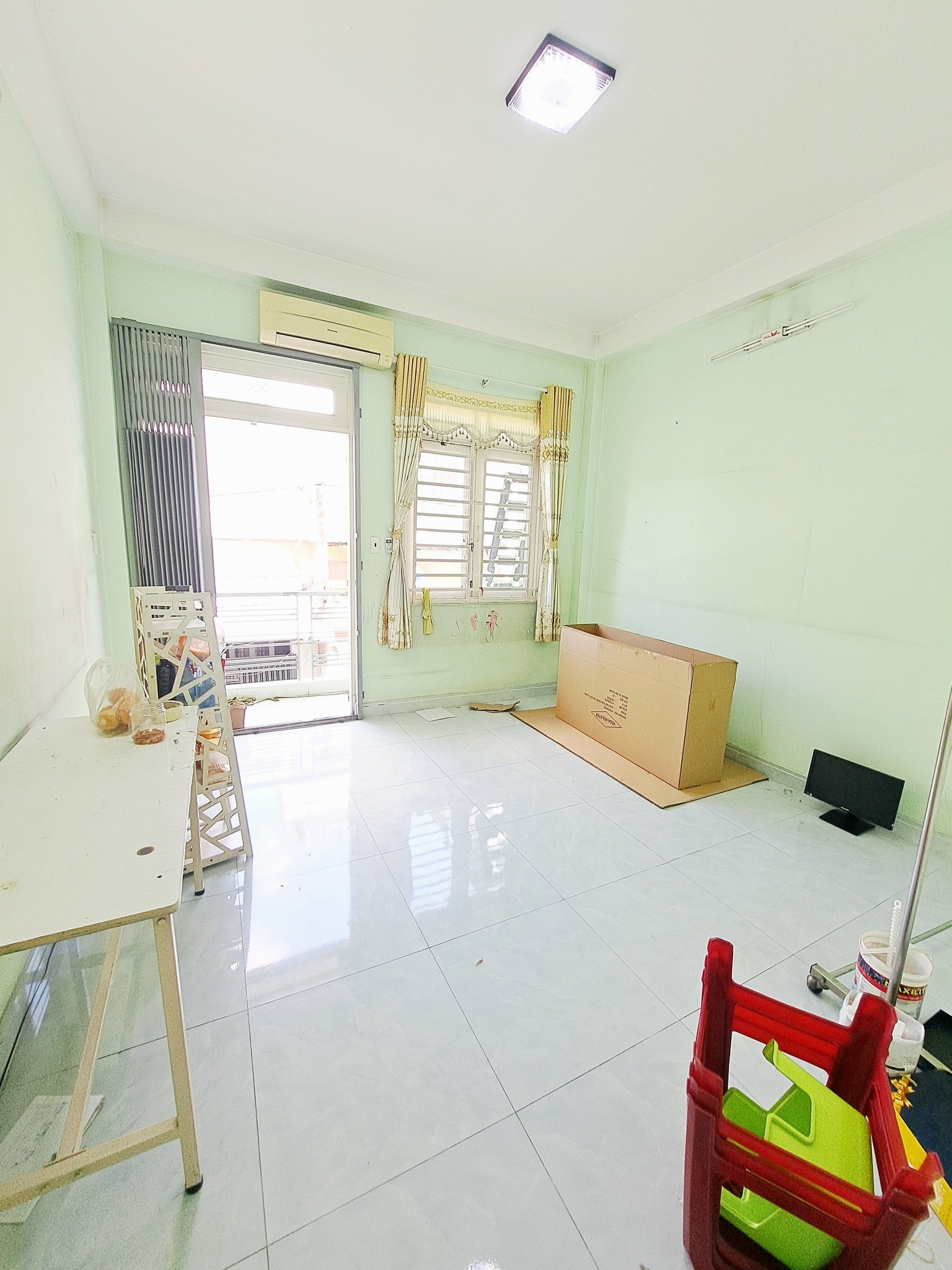 NHÀ 3 TẦNG 48M2 BTCT HXH ĐỖ CỬA, LIÊN KHU 5-6,TÂN KỲ TÂN QÚY, BHHB, BÌNH TÂN. 4