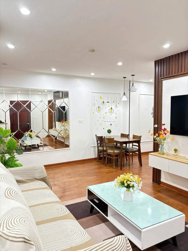 Cần bán Căn hộ chung cư Phường Bãi Cháy, Hạ Long, Diện tích 72m², Giá 2.45 Tỷ 5