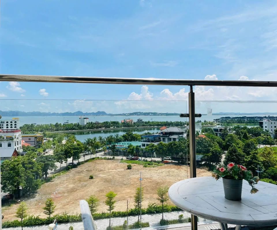 Cần bán Căn hộ chung cư Phường Bãi Cháy, Hạ Long, Diện tích 72m², Giá 2.45 Tỷ 9