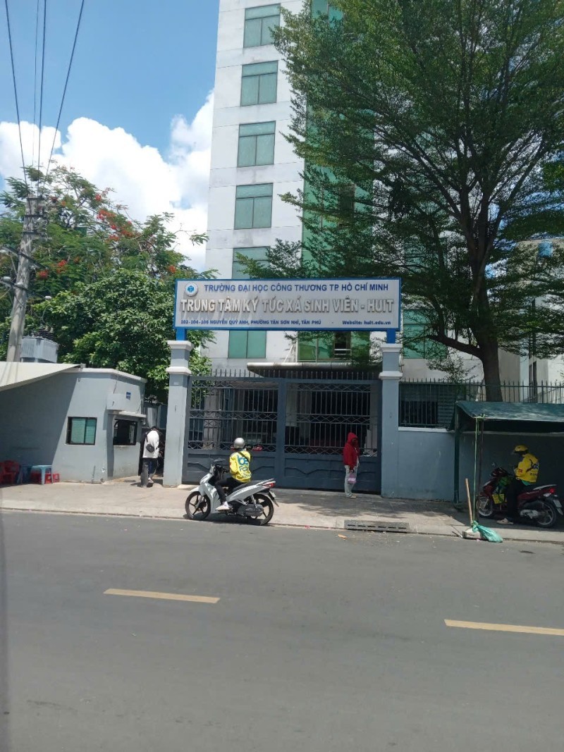 Bán nhà hẻm 8m Nguyễn Cửu Đàm-ngang 8m-4PN-sổ vuông-khu phân lô-dân trí cao