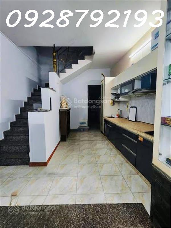 Bán HXH Trịnh Đình Trọng TP 66m2 5PN vị trí đắc địa, SHR giá 6 tỷ