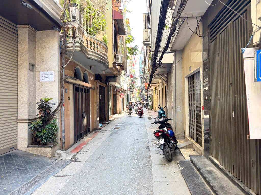 Minh Khai Nhà Đẹp 35m - 5 Tầng Ngõ 3 Gác, 20m Ra Ô Tô, Hơn 7 Tỷ