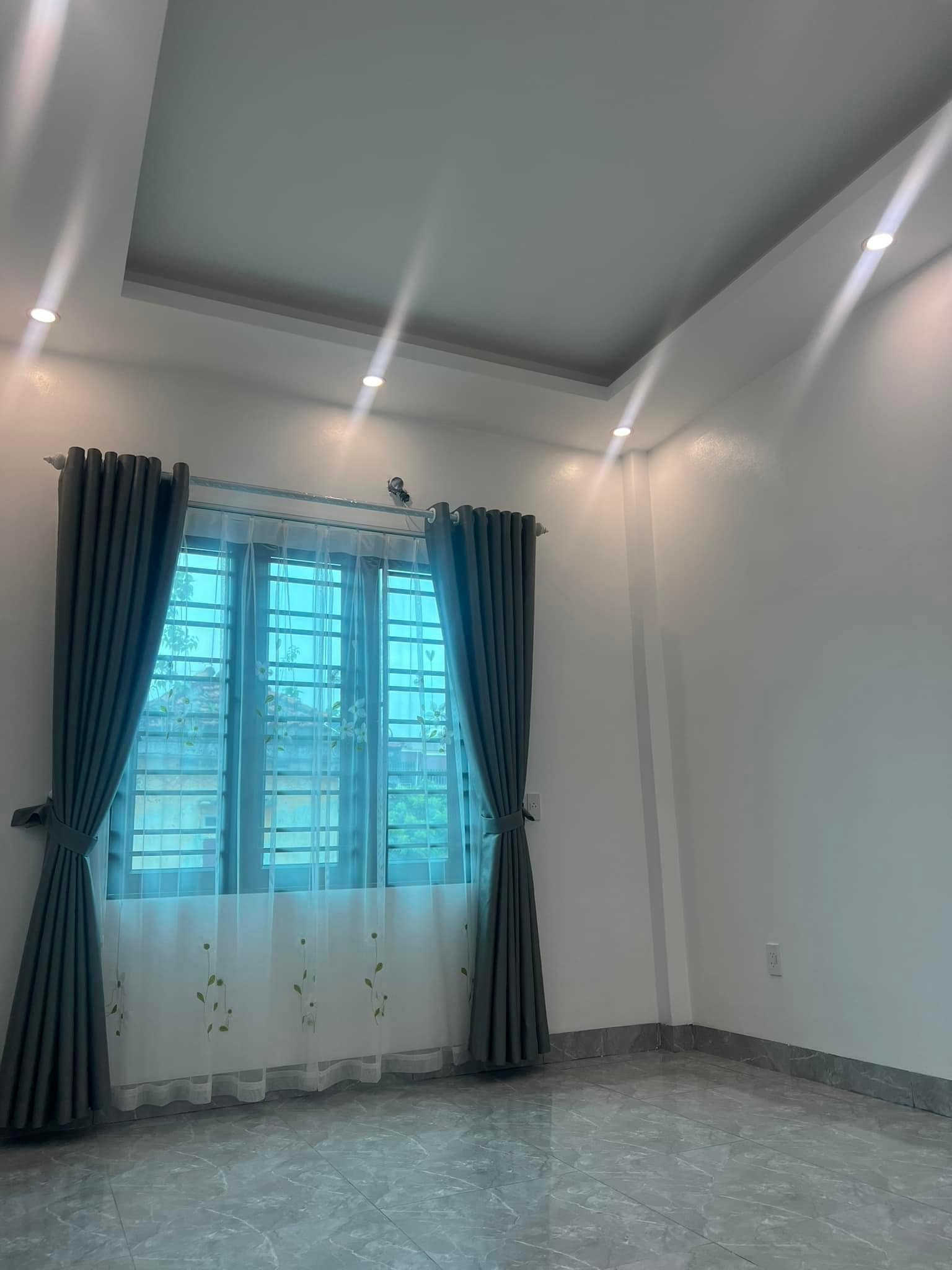 Bán nhà 3 tầng ngõ phố An Ninh, phường Hải Dương, Tây HP, 44.3m2, 3 ngủ, chỉ 2.3x tỷ 7