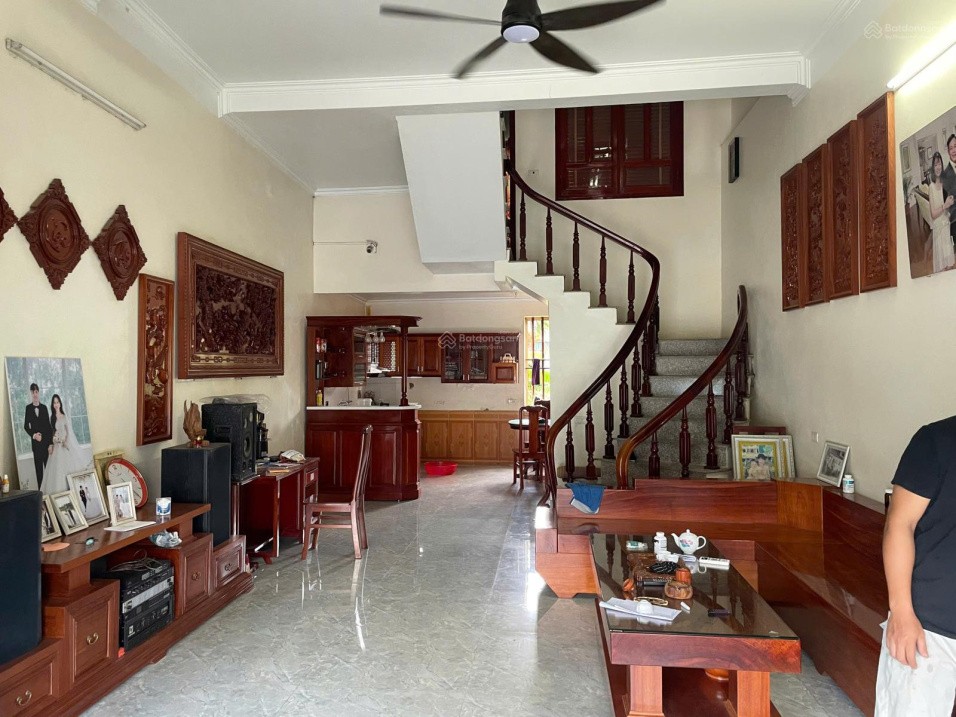 Cần bán nhà 2 tầng tại Bắc Sơn - Hưng Hà - Thái Bình chỉ việc xách balo về ở 2