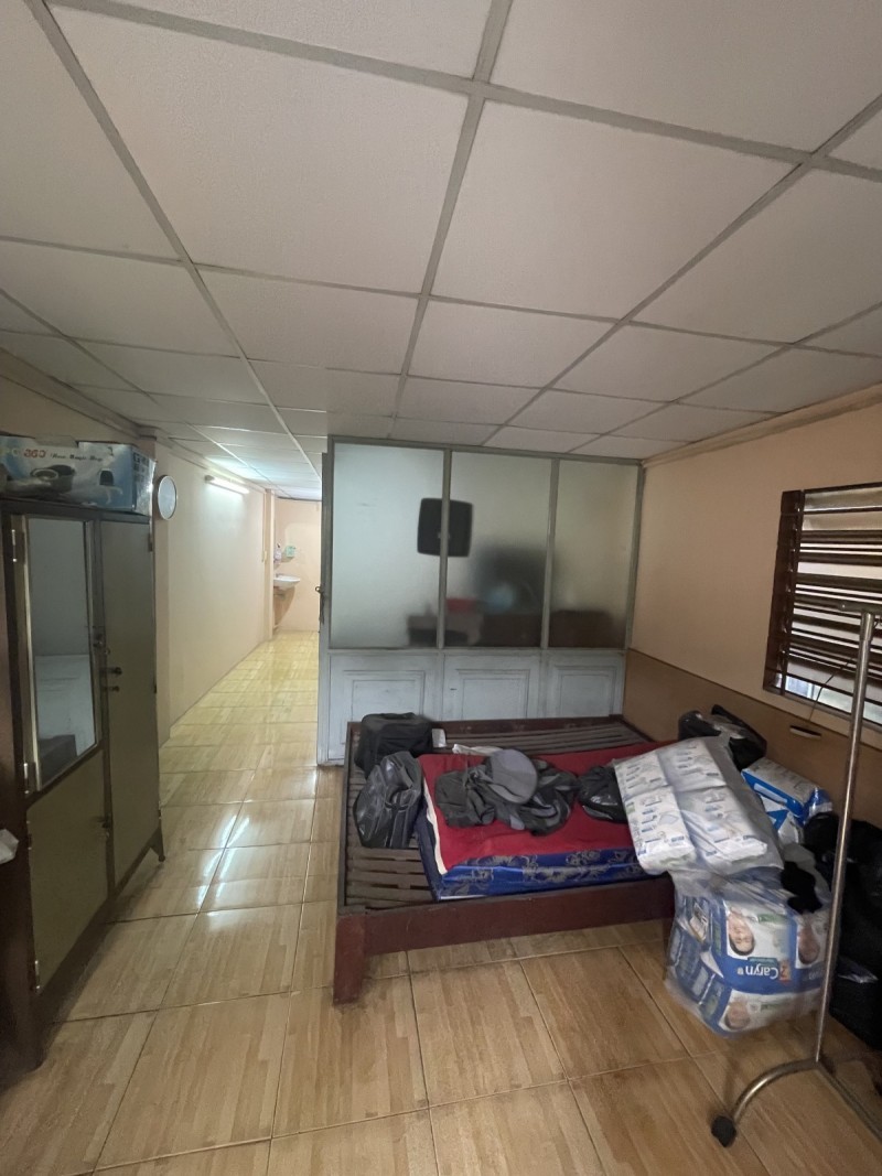 Bán nhà hẻm 6m Thoại Ngọc Hầu-ngang 4m-4PN-85m2-sổ vuông 5 tỷ hơn 4