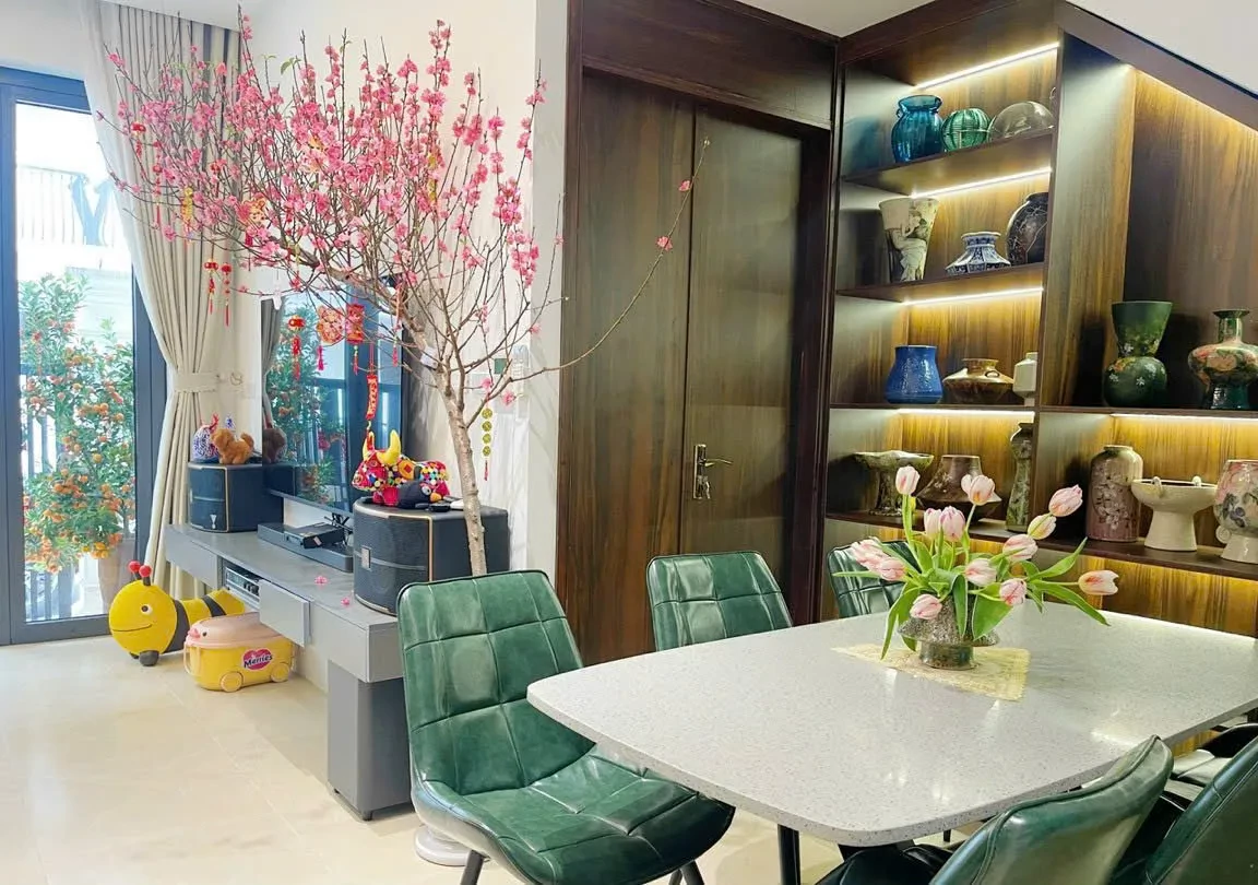 BÁN BIỆT THỰ LK Nam Đuống 74m2  4 Tầng mặt tiền 6.7m X 12.6 tỷ Long Biên. 2