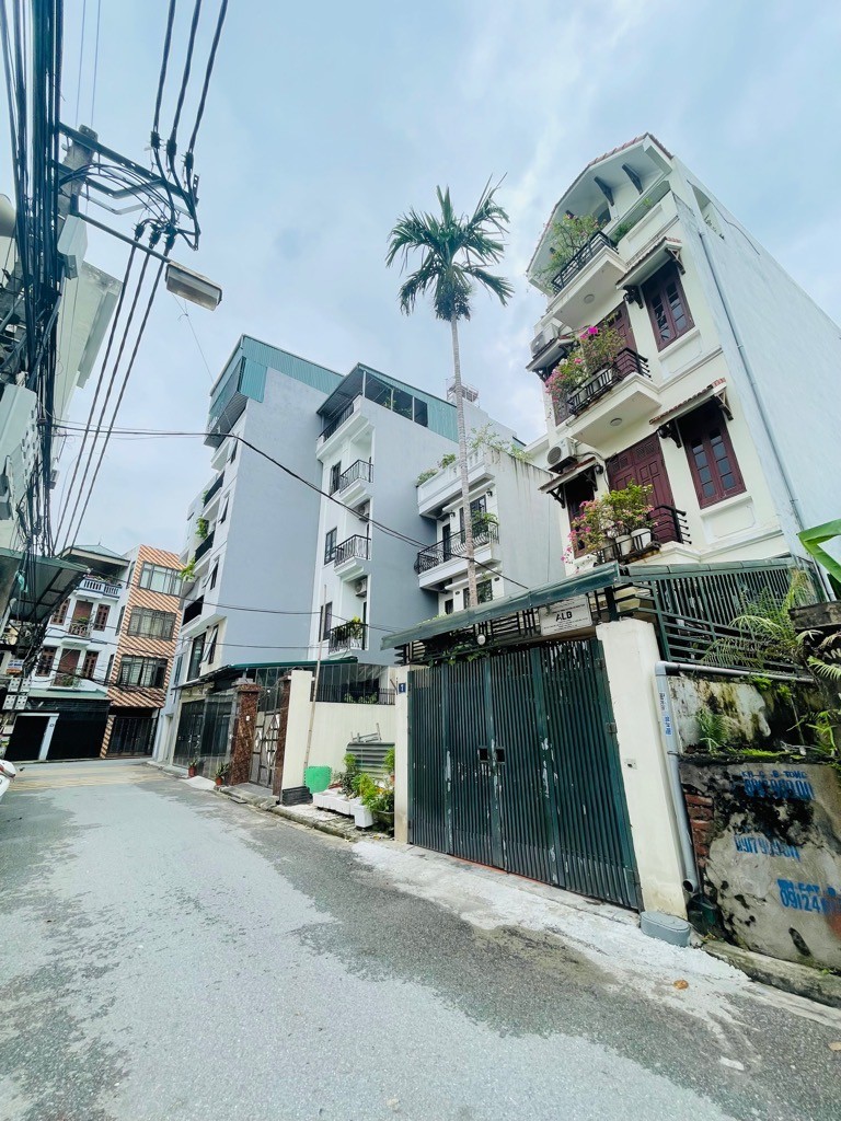 TƯ ĐÌNH,LONG BIÊN 20tỷ 80m Ô TÔ ĐỖ CỬA,NGÕ THÔNG GẦN PHỐ 2
