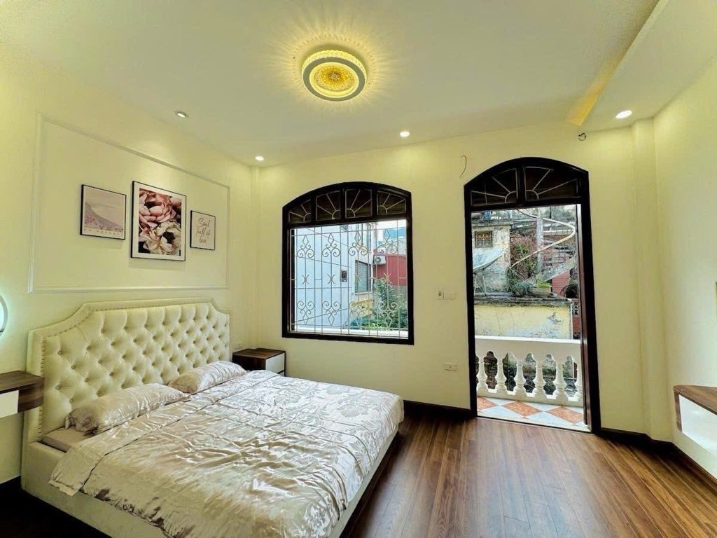 Cần bán Nhà mặt tiền đường Trương Định, Phường Hoàng Văn Thụ, Diện tích 37m², Giá 7.3 Tỷ 4
