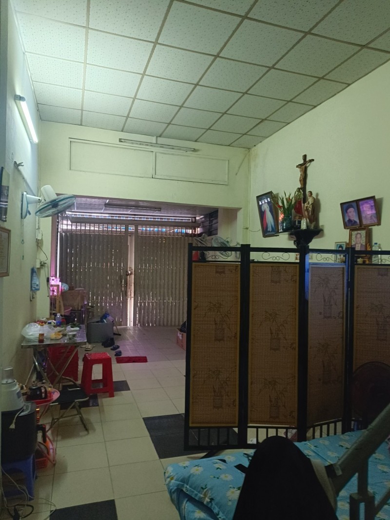 Bán nhà hẻm 6m Khuông Việt-sổ vuông-gần chợ Phú Bình-chỉ 6 tỷ hơn 4