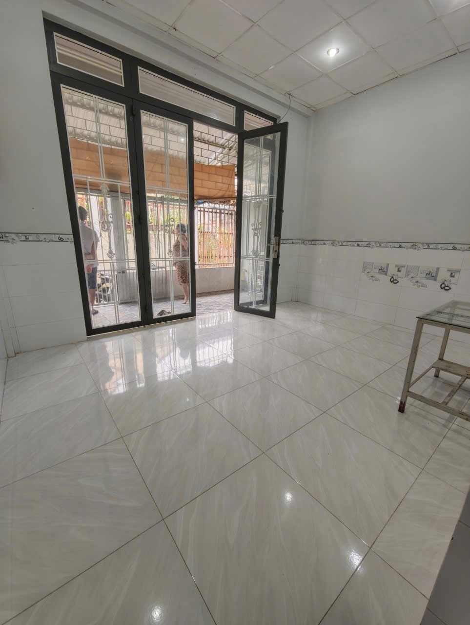 65. Nhà 3,8 triệu 2 phòng ngủ Cồn Khương 3