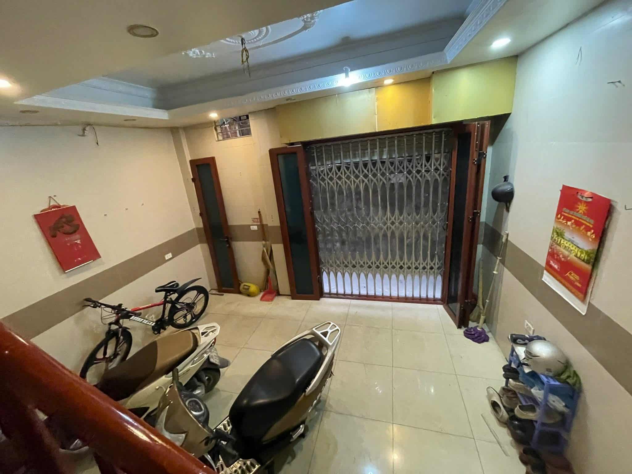 Cho thuê nhà riêng gần ngõ 446 Bạch Mai, Hai Bà Trưng 25m x 6T, 4PKK  giá 15.8 triệu