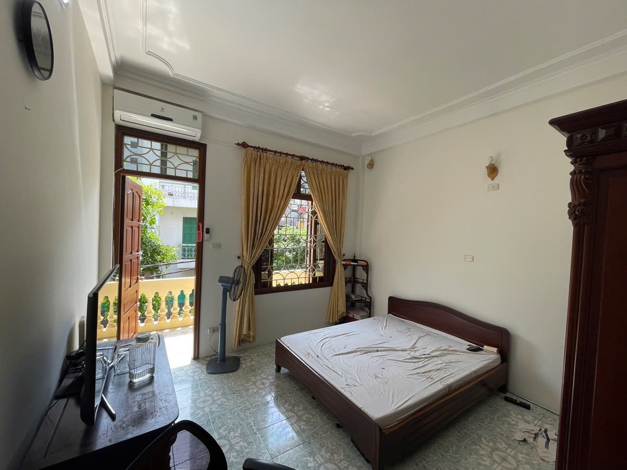 Cho thuê nhà riêng ngõ Hòa Bình 7, Hai Bà Trưng 60m x 4T, 4PN3VS giá 15TR, ở GĐ, nhóm 3