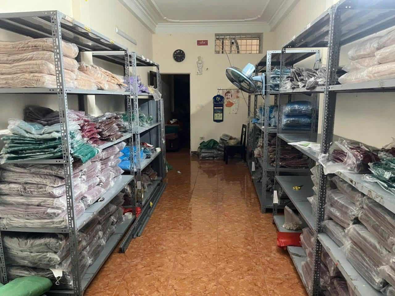 Cho thuê nhà riêng Mai Dịch - Cầu Giấy 68m x 2T, 3PN3VS giá 13.5TR, ngõ ô tô - KD 3