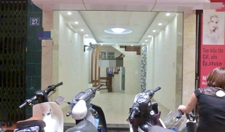 Cho thuê nhà riêng 30m² x 6 tầng Trần Quý Cáp, Đống Đa giá 17 triệu, ô tô - kinh doanh 2