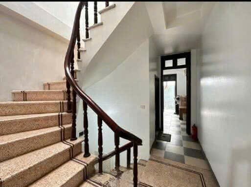 Cho thuê nhà riêng, ngõ 155 đường Cầu Giấy 45m x 5T giá 15 triệu, ngõ ô tô thông 2