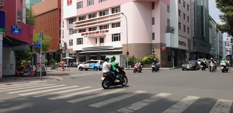 Bán nhà mặt tiền Lê Thị Riêng-4PN-gần bv Từ Dũ-kinh doanh tấp nập 2
