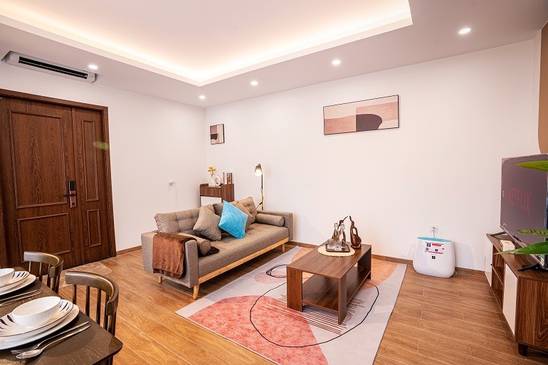 Cho thuê căn hộ 2PN mới đẹp, rộng 75m2 tại Tô Ngọc Vân, Tây Hồ, đầy đủ nội thất hiện đại 3