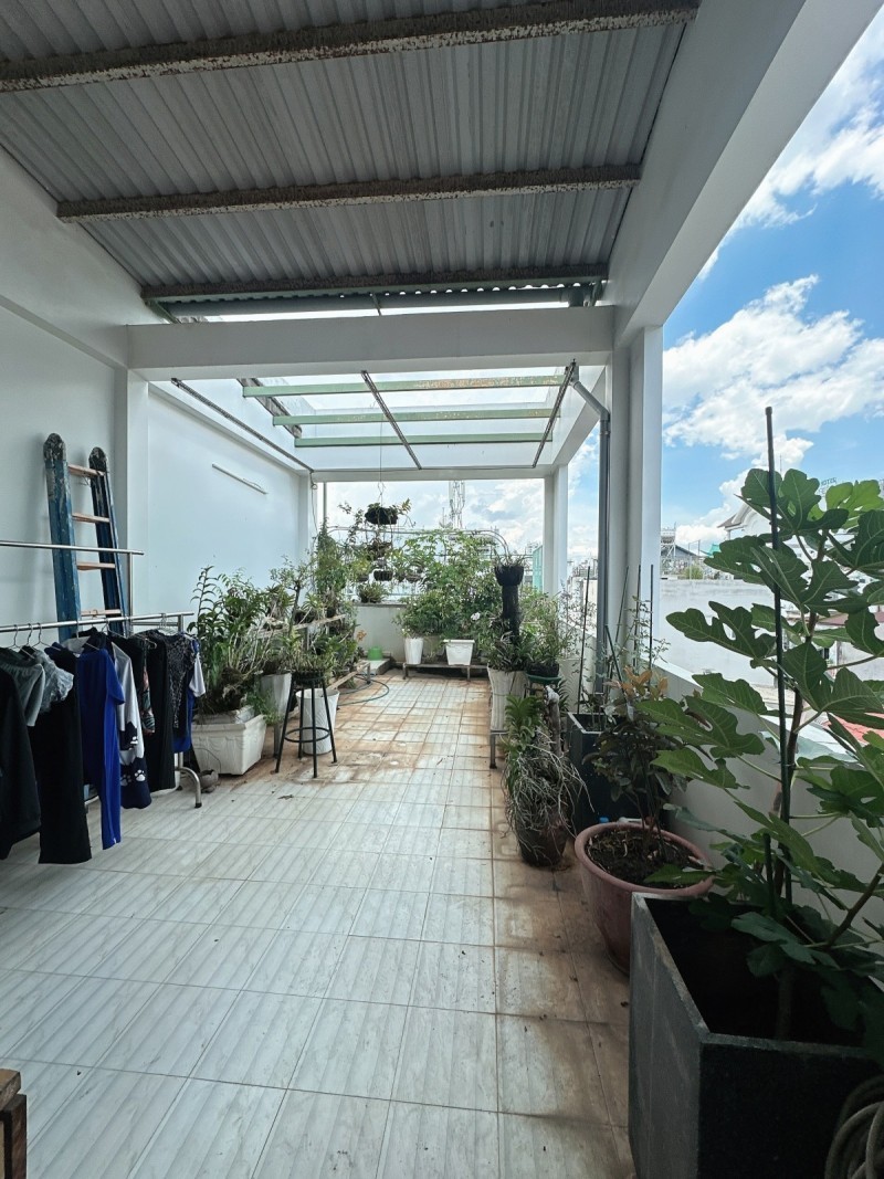 Bán nhà CN 105m2 Ngang 4.5m - Hẻm xe tải 8m Đường Phạm Quý Thích 4