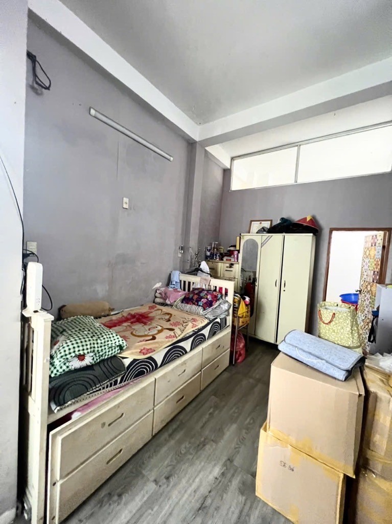 35M2 CMT8 HẺM THÔNG, 3 TẦNG, NỞ HẬU, 4ty5 2