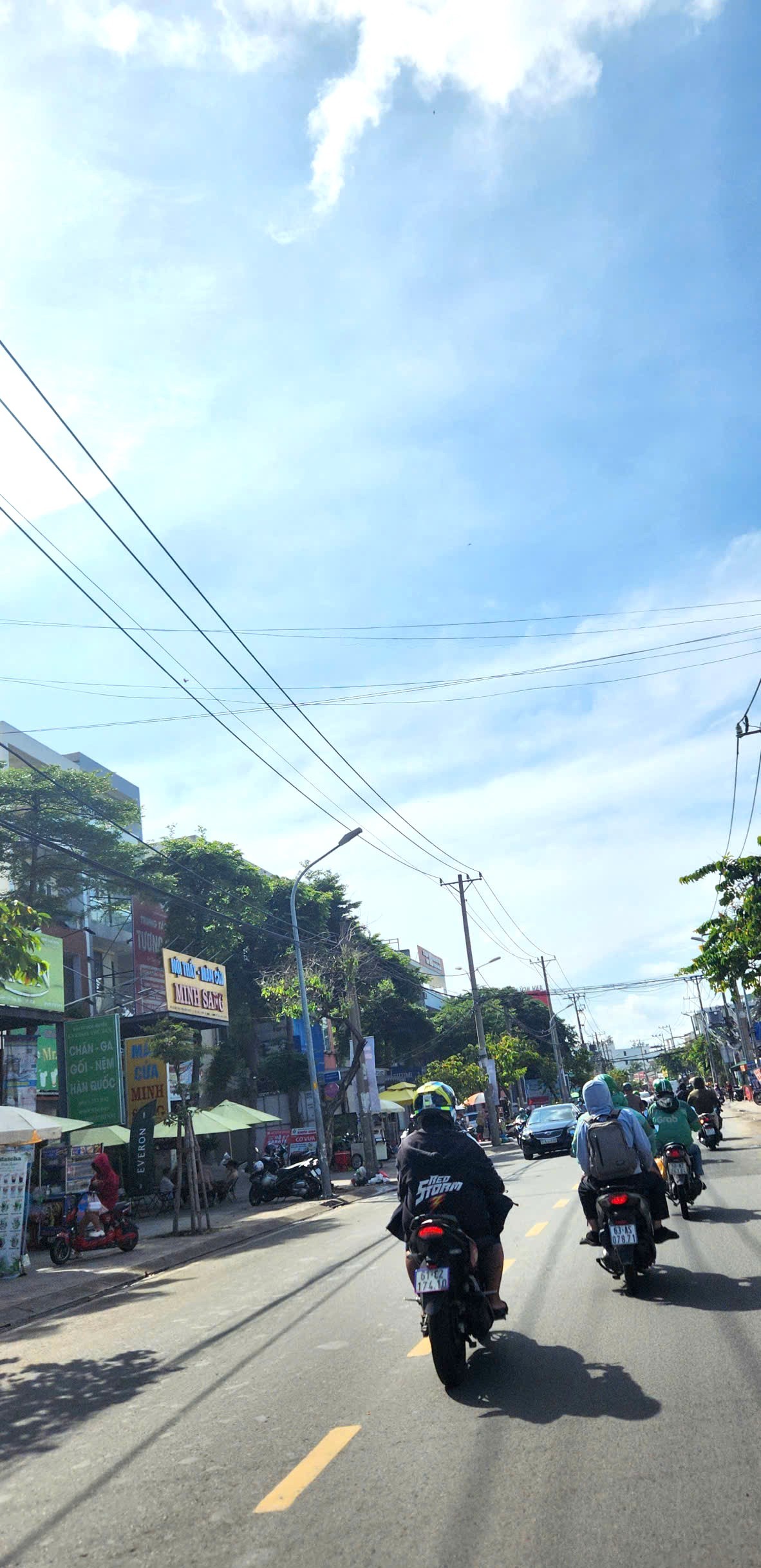 BÁN NHÀ 2 TẦNG CHỢ HIỆP BÌNH - PHƯỜNG HIỆP BÌNH CHÁNH - GẦN 60M2 - NHỈNH 4 TỶ