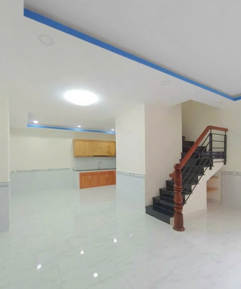 BÁN NHÀ 2 TẦNG MỚI ĐẸP - GẦN GIGAMALL - HIỆP BÌNHCHÁNH - HẺM XE HƠI - 40M2 -NHỈNH 4 TỶ 2