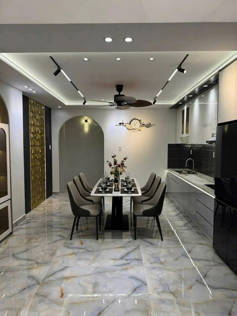 Bán nhà HXH Tân Hải, phường 13, quận Tân Bình (4,5*17) 2 lầu 10 tỷ 2