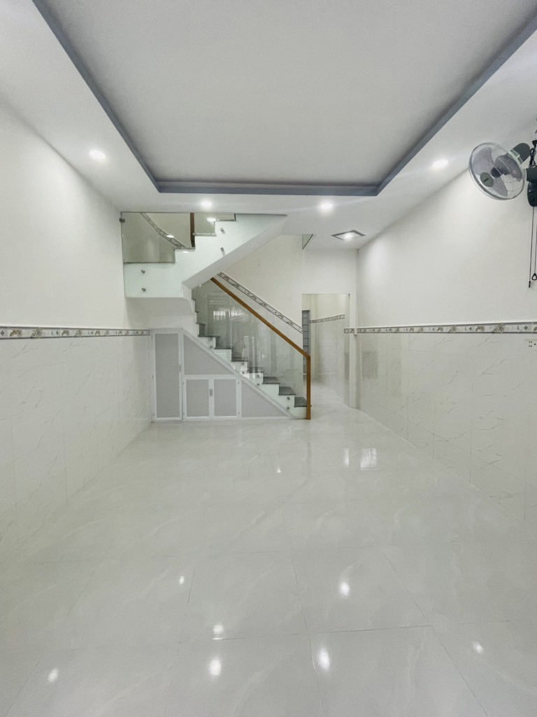 40m2 HXH thông BÙI THỊ XUÂN LÊ VĂN SỸ, đúc BTCT 4ty6 4