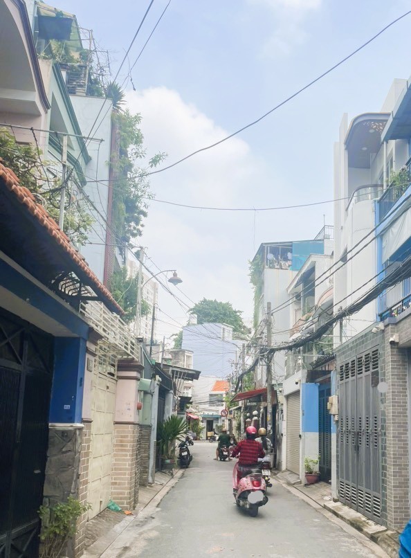 40m2 HXH thông BÙI THỊ XUÂN LÊ VĂN SỸ, đúc BTCT 4ty6 5