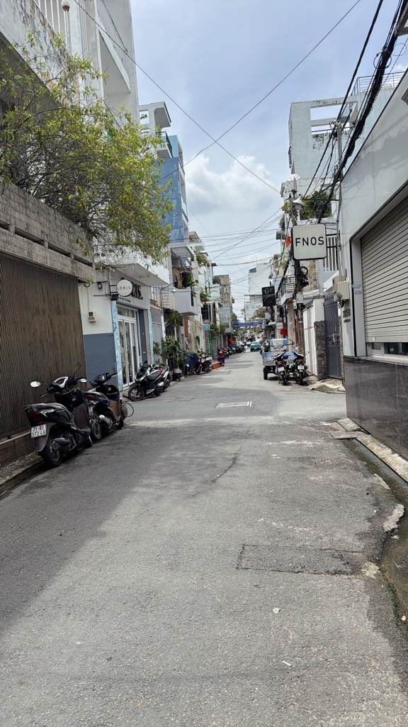 HXH THÔNG LÊ VĂN SỸ, DTSD 150M2, 3 tầng BTCT, hơn 8 tỷ 2