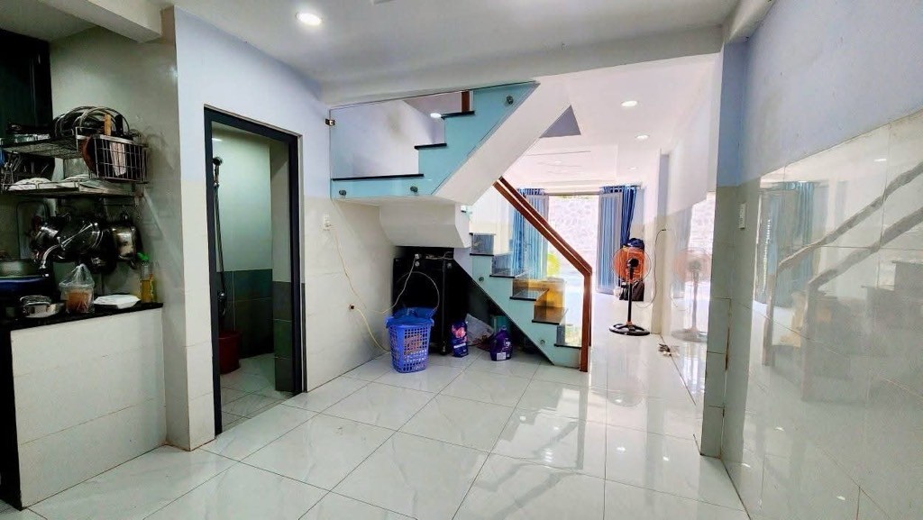40m2 HXT thông Phú Thọ Hoà Phan Thị Hành, nở hậu, 4 tỷ 1 4