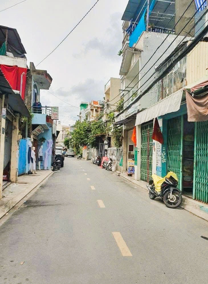 MẶT TIỀN LÊ CẢNH TUÂN 3 TẦNG BTCT NỞ HẬU 3ty54