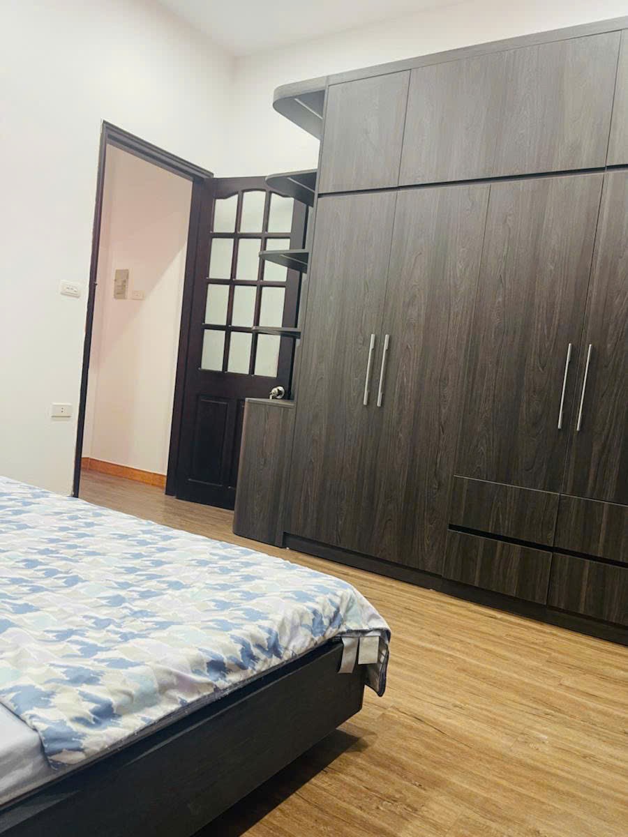 Chính chủ cần bán GẤP nhà riêng Xuân La, Phường Xuân La, DT: 40m²*5T, MT: 4,5m, Giá 6.4Tỷ 4
