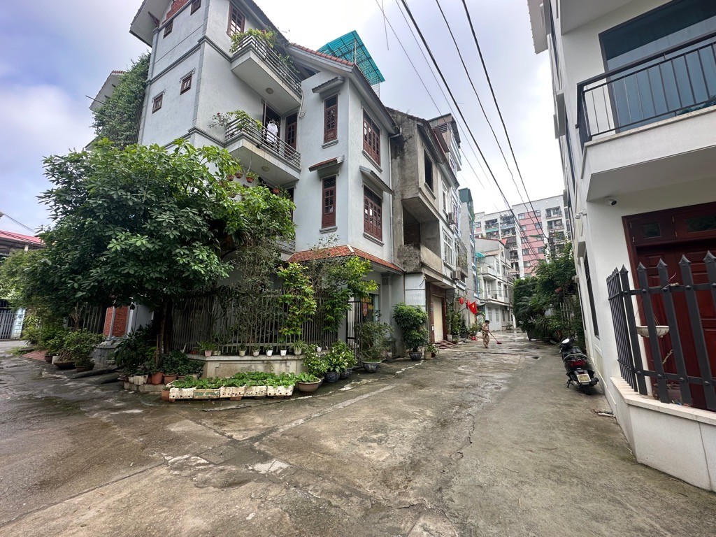 THƯỢNG THANH,LONG BIÊN 28tỷ 170m LÔ GÓC Ô TÔ ĐỖ CỬA,KINH DOANH,CHO THUÊ 2