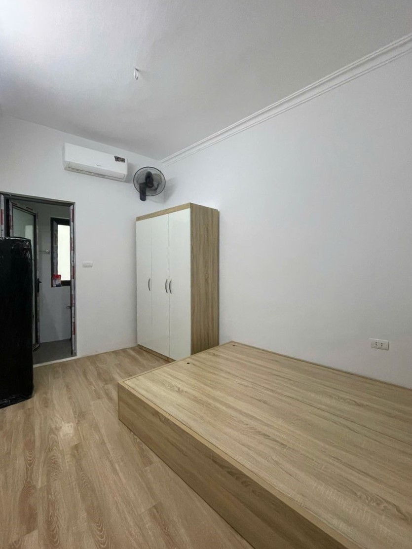 Hiếm Bán Nhà Giải Phóng – Mặt Ngõ Ô Tô Tránh, 4 Tầng Kiên Cố – Chỉ 3.9 Tỷ, Sổ Đỏ Sẵn! 3