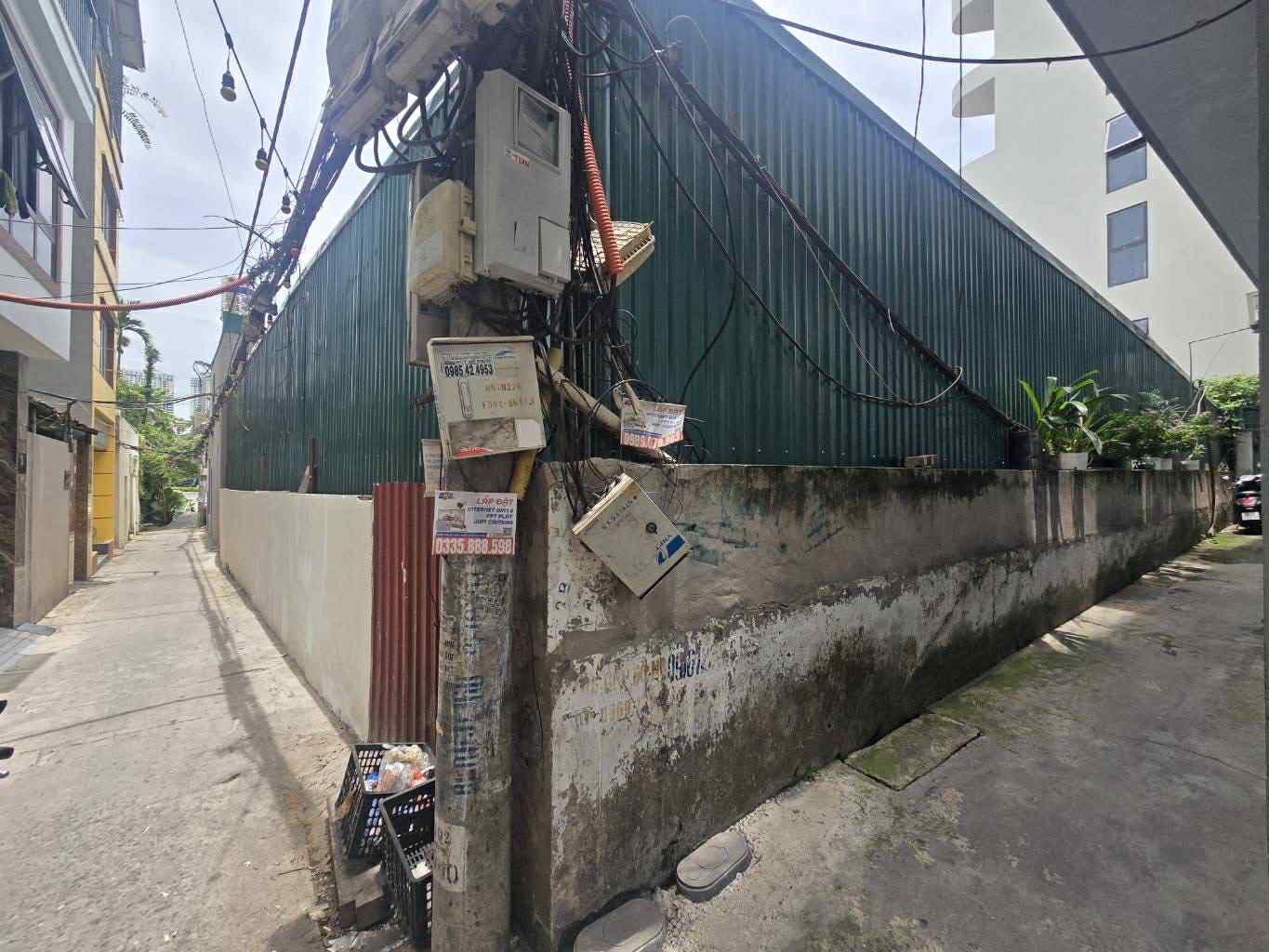 bán nhà mặt phố Hồng Tiến, 310m, mặt tiền 16.8m, 1 mặt phố- 2 mặt ngõ, full thổ cư 3