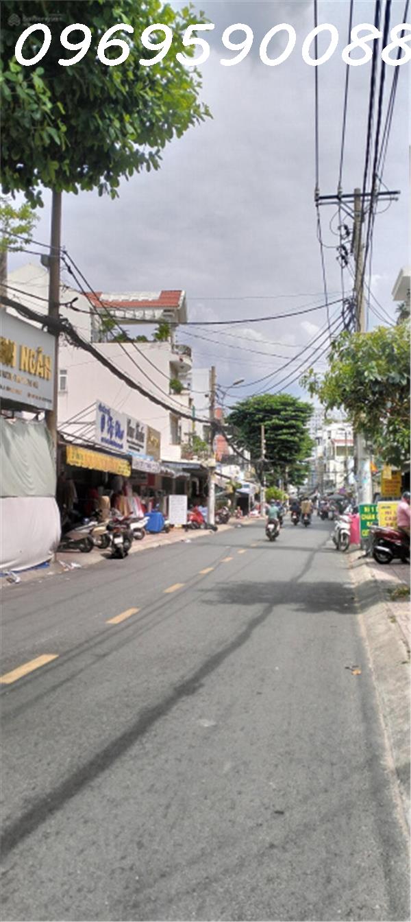 TP KHU CHỢ VẢI PHÚ THỌ HOÀ  XE HƠI VÀO NHÀ 4T 4 x16M2 ẤP GIÁ 6TỶ.. 2