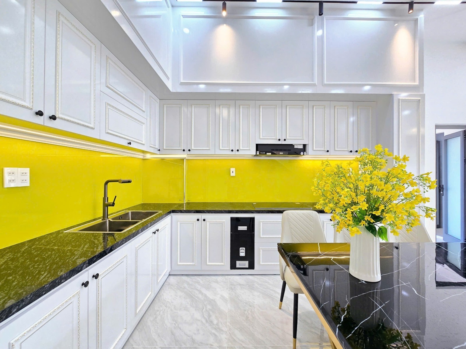 SIÊU PHẨM 3 TẦNG TRUNG TÂM CẨM LỆ – GẦN 130M2, CHỈ 5.45 TỶ! 3