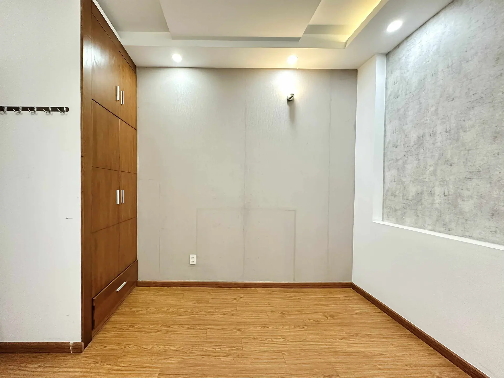 VỊ TRÍ SIÊU ĐẸP - HẺM OTO KINH DOANH ĐINH BỘ LĨNH - NHÀ 4 TẦNG 4PN - 7.8 TỶ 12