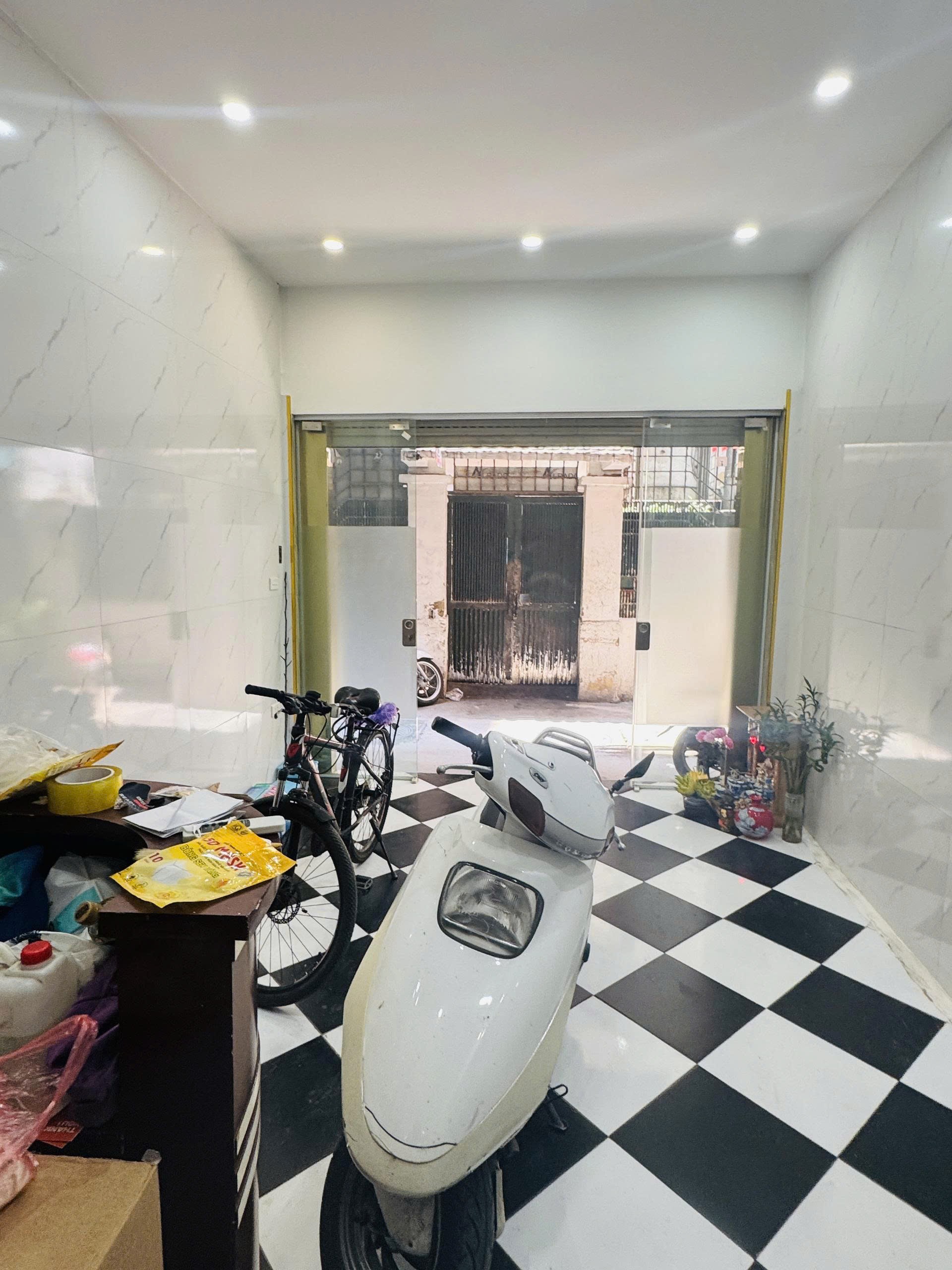 Bán Nhà Kim Mã 20/25m2. 4 tầng. mặt tiền 3.3m. giá 6.5 tỷ Ba Đình Hà Nội 2