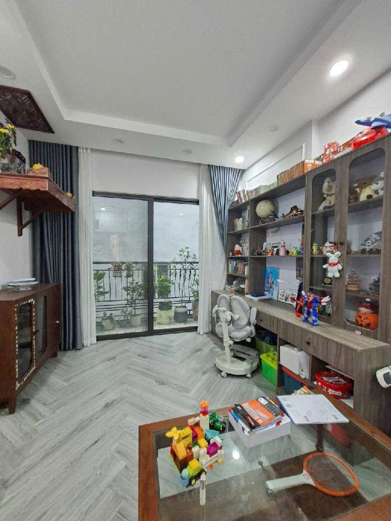 Cần bán Nhà mặt tiền đường Tam Trinh, Phường Mai Động, Diện tích 60m², Giá 12 Tỷ 2